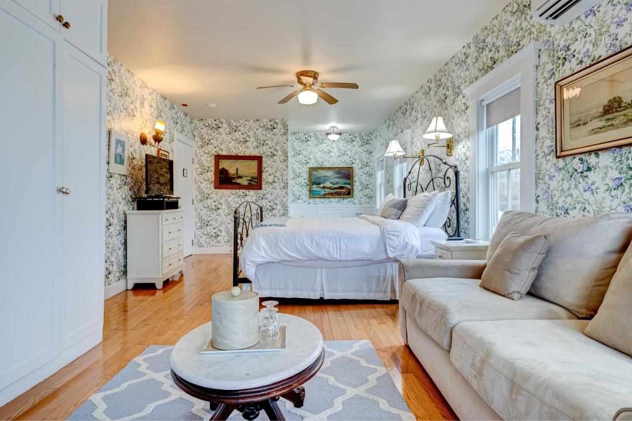 The 1661 Inn New Shoreham Bagian luar foto