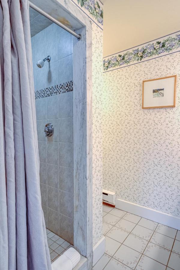 The 1661 Inn New Shoreham Bagian luar foto